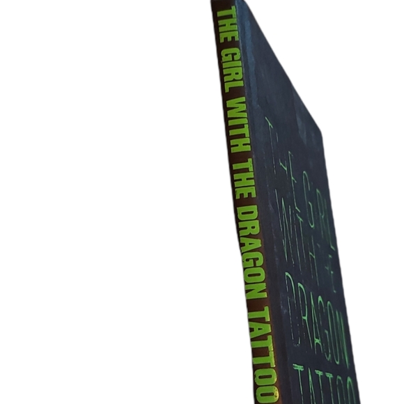 The Girl With The Dragon Tattoo Volume 2- Hard Cover Graphic Novel (2013) - Picture 2 of 4